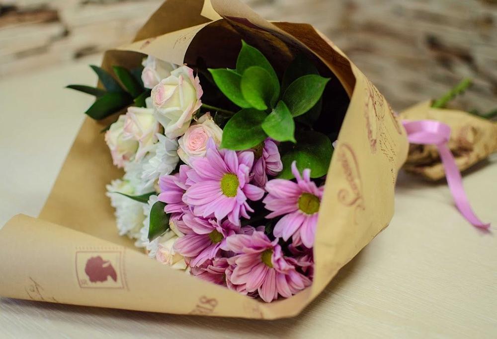 Букет цветов из: Розы и Хризантемы в Кольцово