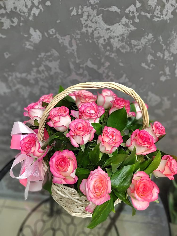 Цветочная композиция из Розы в корзине в Кольцово