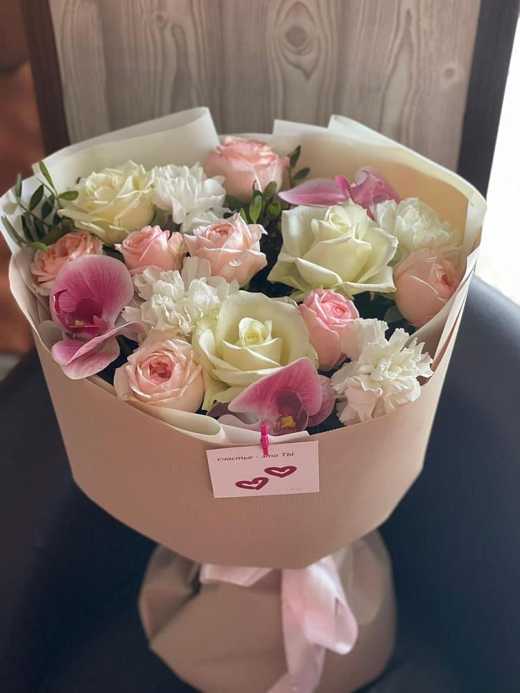 Букет цветов из: Орхидеи, Розы и Гвоздики в Кольцово