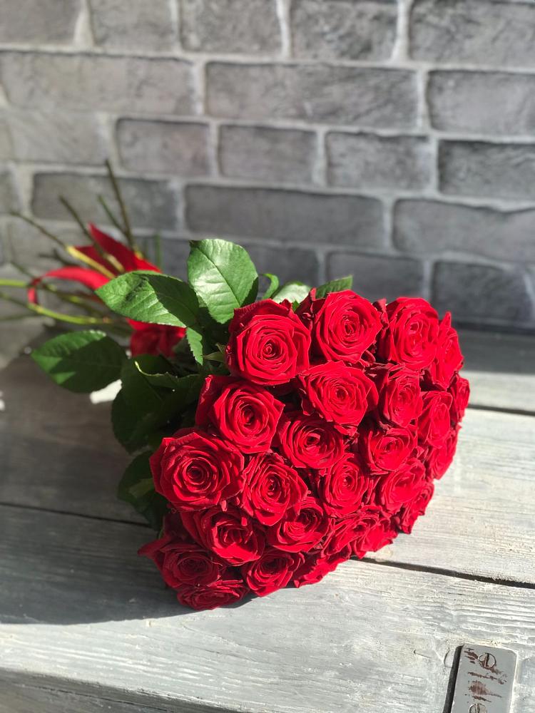 Букет Красные розы Фридом в Кольцово