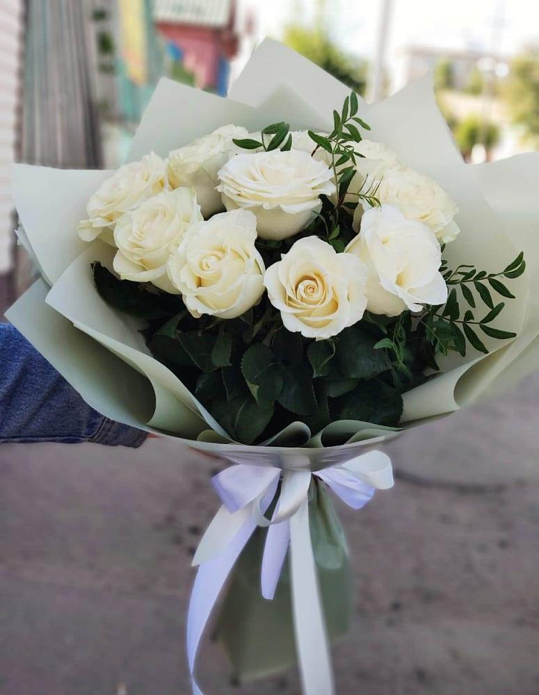 Букет Белые розы Проуд в Кольцово