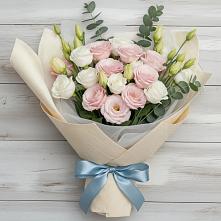 Букет цветов из:  Лизиантусы в Кольцово