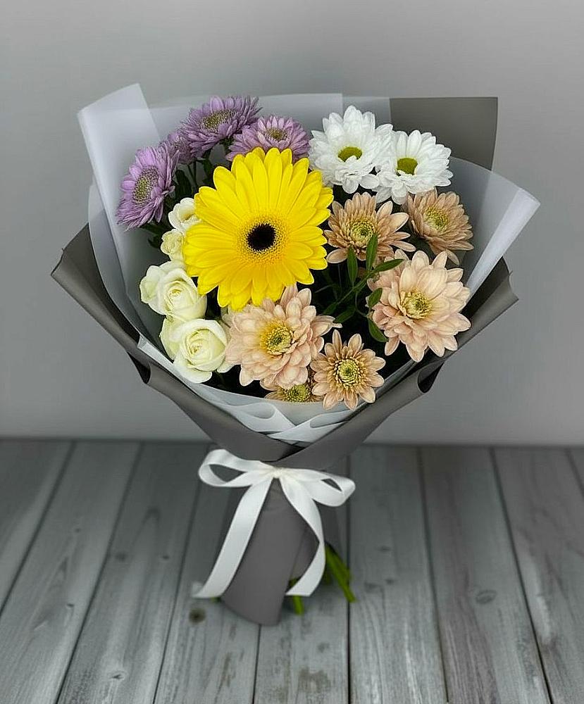 Букет цветов из: Розы, Герберы и Хризантемы в Кольцово