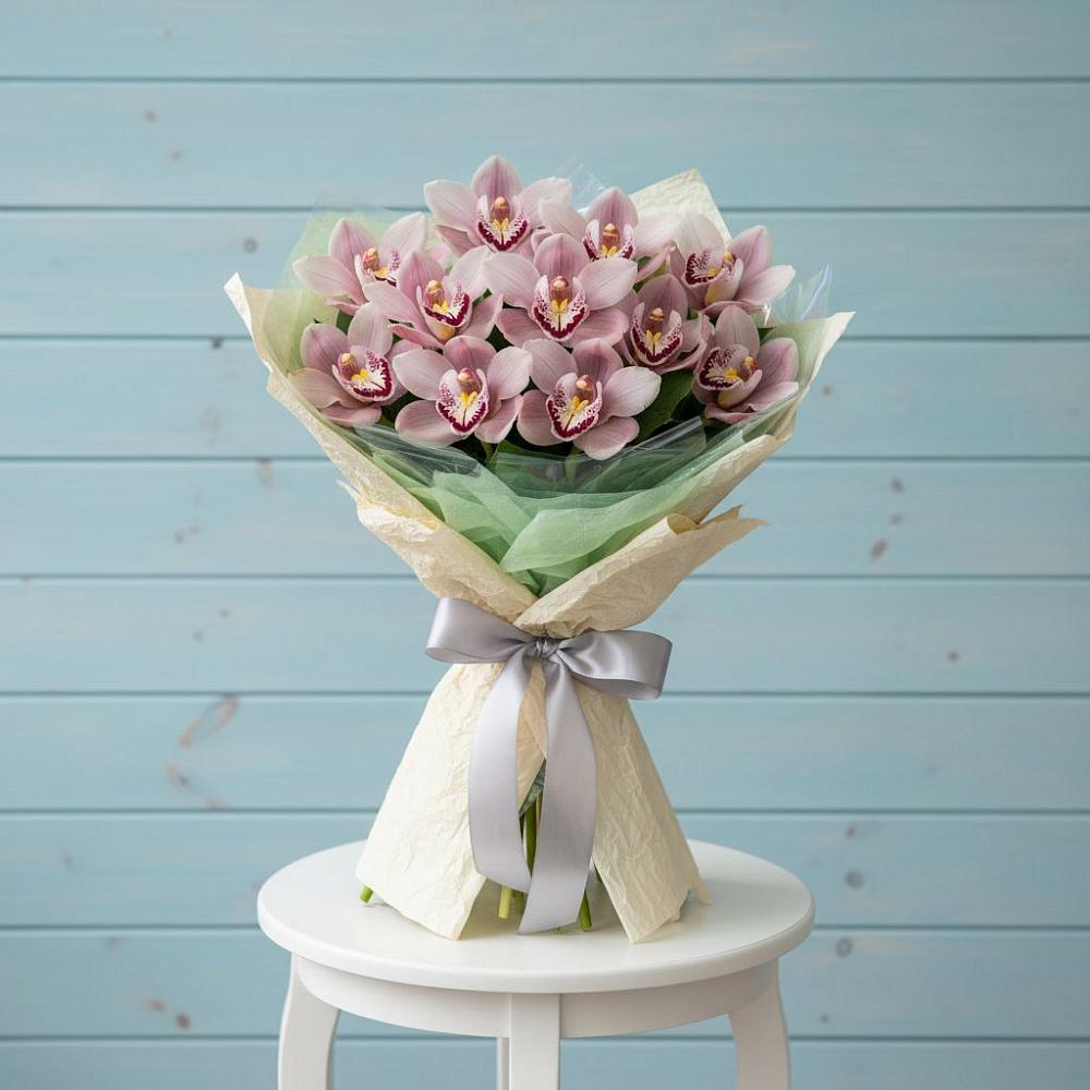 Букет цветов из: Орхидеи и Розы в Кольцово