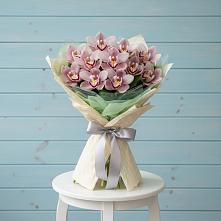 Букет цветов из:  Орхидеи и Розы в Кольцово