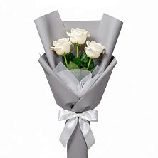 Букет 3 белые розы в Кольцово