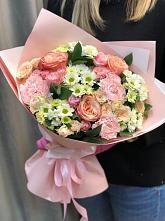 Букет нежные объятья в Кольцово Букет цветов из: Гвоздики, Розы и Хризантемы в Кольцово