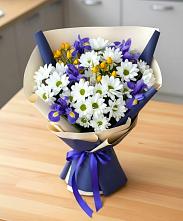 Букет цветов из:  Розы, Ирисы и Хризантемы #REPLACE_PRED# Кольцово