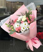 Букет цветов из:  Розы, Лизиантусы и Хризантемы в Кольцово