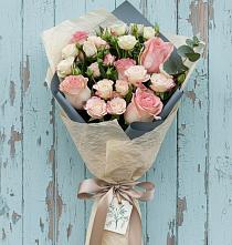 Букет цветов из:  Розы #REPLACE_PRED# Кольцово