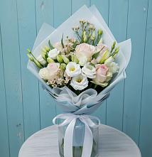 Букет цветов из:  Розы и Лизиантусы #REPLACE_PRED# Кольцово
