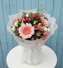 Букет цветов из:  Герберы, Альстромерии и Лизиантусы в Кольцово