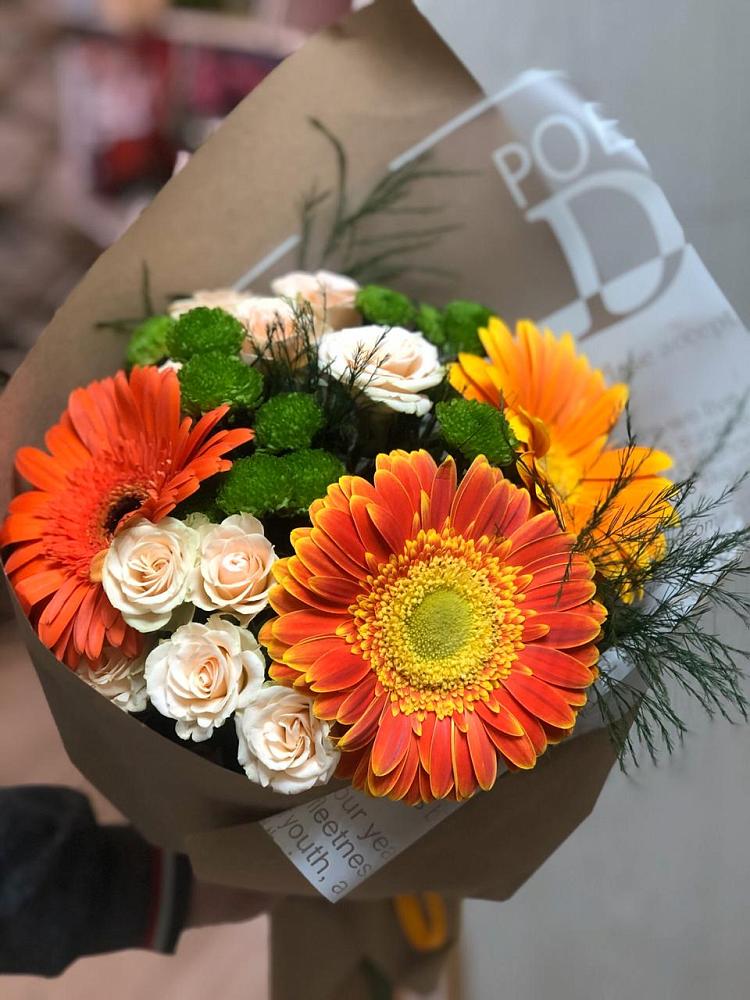 Букет цветов из: Герберы, Хризантемы и Розы в Кольцово